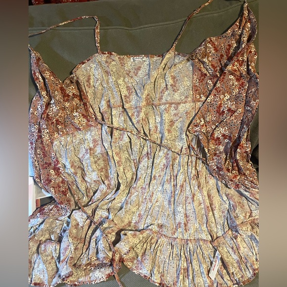 Free People “Intimately” floral wrap top - Picture 6 of 7